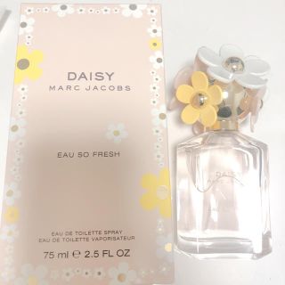 マークジェイコブス(MARC JACOBS)のMARC JACOBS DAISY(香水(女性用))