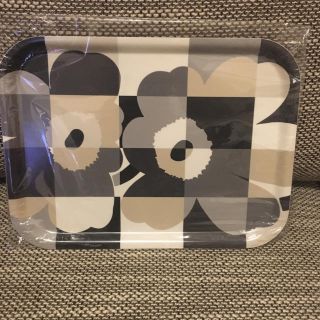 マリメッコ(marimekko)の【新品・未使用】マリメッコ ウニコ トレー(テーブル用品)