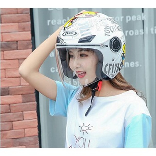 半帽ヘルメットパワーパフガールズ めっちゃかわいい の通販 By である S Shop ラクマ