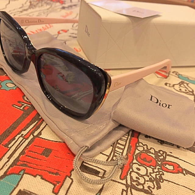 Dior(ディオール)の☆miss.a様専用☆ Dior サングラス レディースのファッション小物(サングラス/メガネ)の商品写真