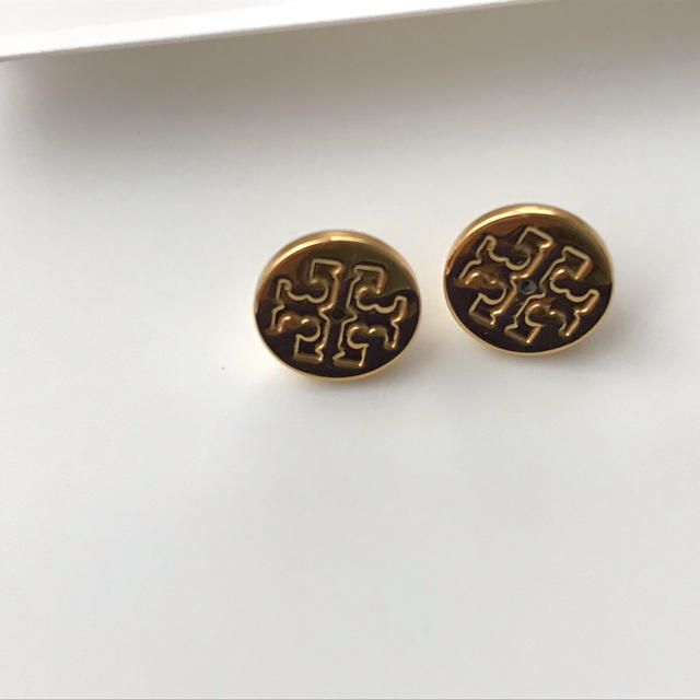 Tory Burch(トリーバーチ)の【新品】自分へのご褒美 パーティー 卒業式 入学式 ピアス Tory Burch レディースのアクセサリー(ピアス)の商品写真