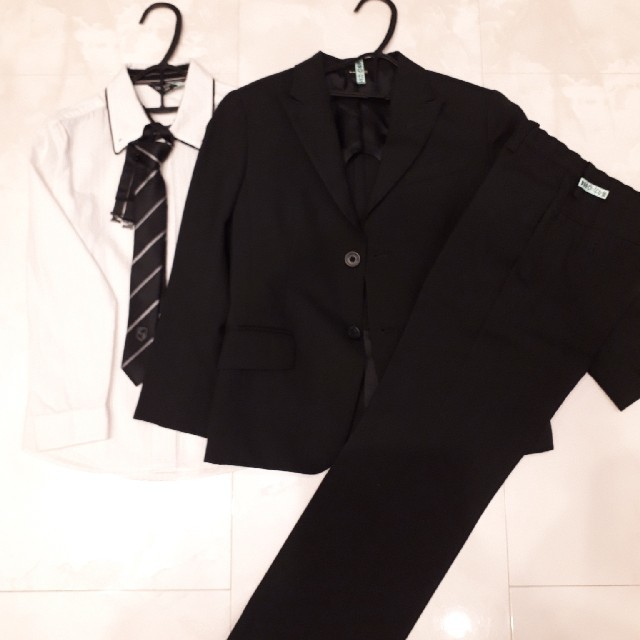 COMME CA ISM(コムサイズム)の入学式COMMECAISM4点スーツ キッズ/ベビー/マタニティのキッズ服男の子用(90cm~)(ドレス/フォーマル)の商品写真