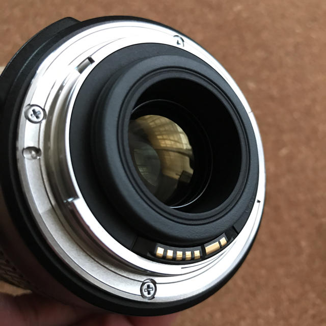 Canon(キヤノン)のCanon EF-S 18-135mm is 中古品 スマホ/家電/カメラのカメラ(レンズ(ズーム))の商品写真