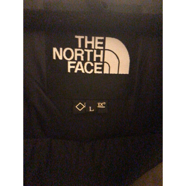 THE NORTH FACE(ザノースフェイス)のノースフェイス マウンテンダウン ビーチグリーン L メンズのジャケット/アウター(ダウンジャケット)の商品写真