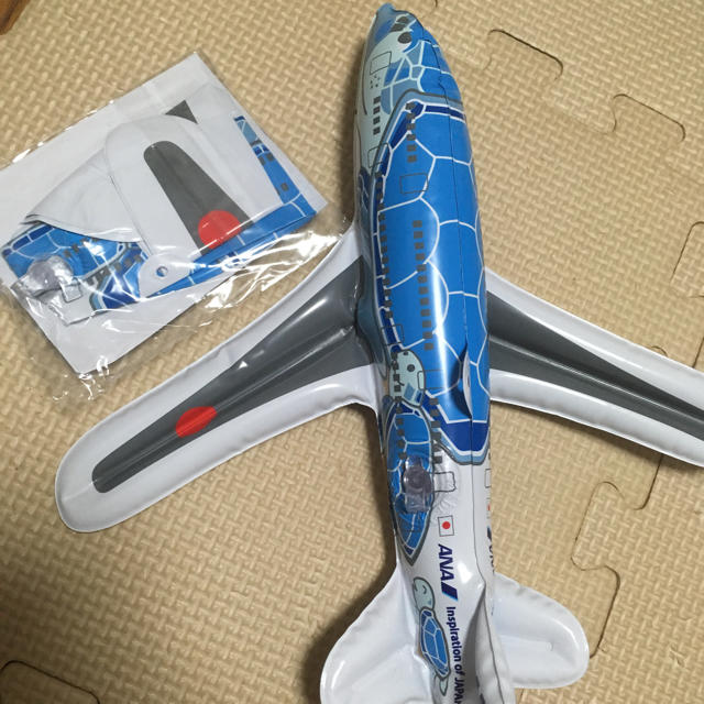 ANA(全日本空輸)(エーエヌエー(ゼンニッポンクウユ))のANA 非売品 ひこうきふうせん 2019 エンタメ/ホビーのコレクション(ノベルティグッズ)の商品写真