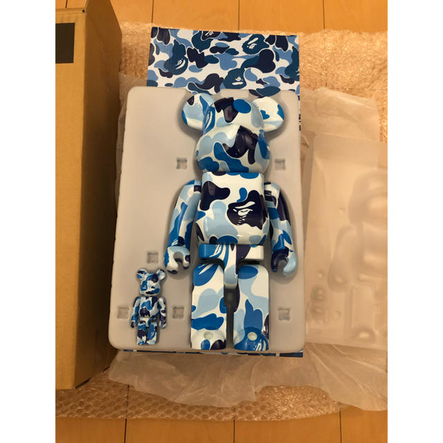 A BATHING APE(アベイシングエイプ)のA BATHING APE ア ベイシング エイプ ×MEDICOM TOY エンタメ/ホビーのフィギュア(その他)の商品写真