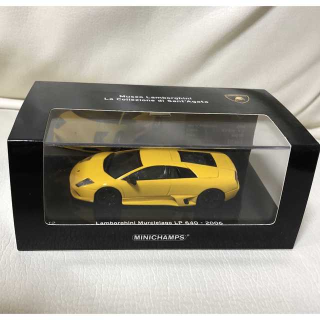 【新品】ランボルギーニ ムルシエラゴ ミニカー 黄色 箱付き ミニカー