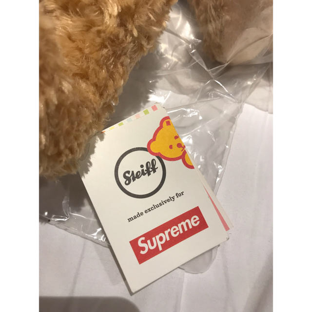 Supreme(シュプリーム)のSupreme Steiff Bear 熊 クマ ベア 人形 キッズ/ベビー/マタニティのおもちゃ(ぬいぐるみ/人形)の商品写真