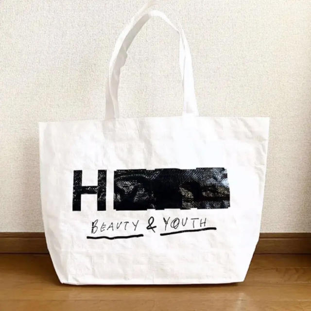 【新品】H BEAUTY & YOUTH ビッグトートバッグ ナイロン bag | フリマアプリ ラクマ