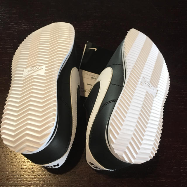 NIKE(ナイキ)の未使用 NIKEコルテッツ19cm キッズ/ベビー/マタニティのキッズ靴/シューズ(15cm~)(スニーカー)の商品写真