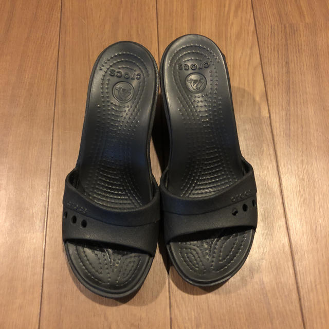 crocs(クロックス)のクロックス サンダル  レディースの靴/シューズ(サンダル)の商品写真