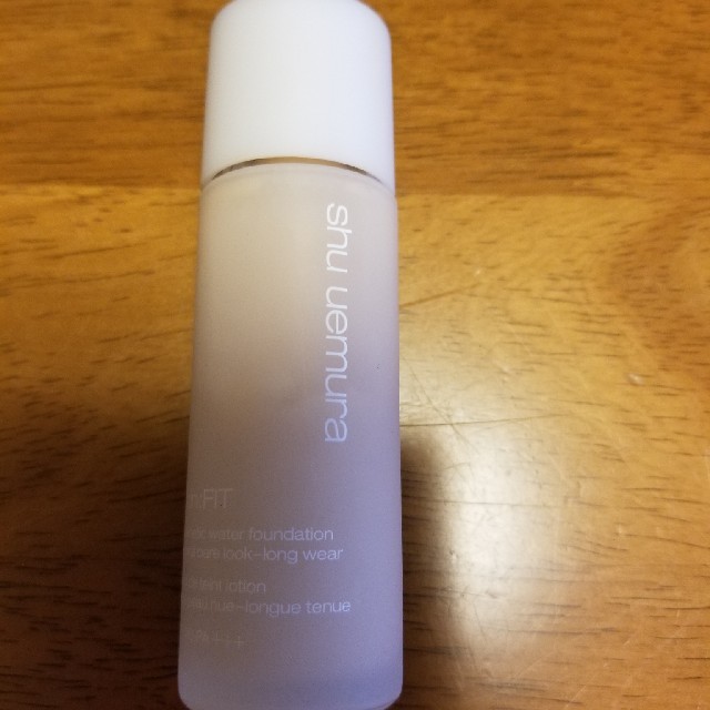 shu uemura(シュウウエムラ)のShu uemura  skln:FIT ファンデーション784 コスメ/美容のベースメイク/化粧品(ファンデーション)の商品写真