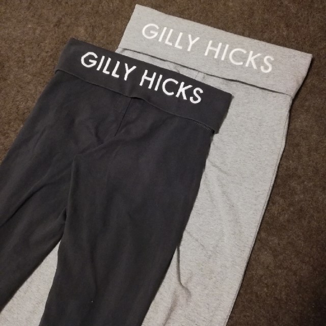 Gilly Hicks(ギリーヒックス)のギリーヒックス　ヨガパンツ　2枚セット スポーツ/アウトドアのトレーニング/エクササイズ(ヨガ)の商品写真