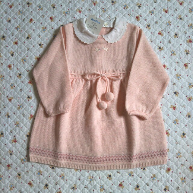 familiar(ファミリア)の【新品】familiar ニットワンピース 80 キッズ/ベビー/マタニティのベビー服(~85cm)(ワンピース)の商品写真