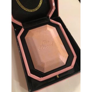 トゥフェイス(Too Faced)のtoo faced diamond highlighter(フェイスカラー)