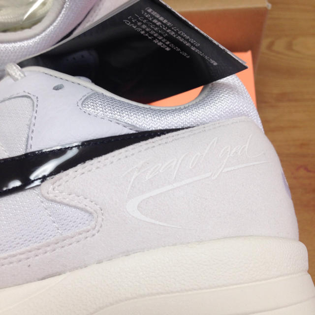 NIKE(ナイキ)のNIKE AIR SKYLON Ⅱ FEAR OF GOD WHITE メンズの靴/シューズ(スニーカー)の商品写真