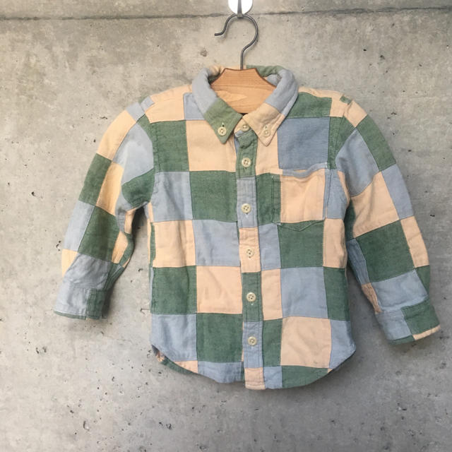 SHIPS(シップス)のSHIPS 80サイズ シャツ キッズ/ベビー/マタニティのベビー服(~85cm)(シャツ/カットソー)の商品写真