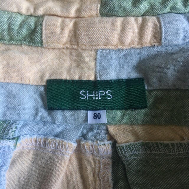 SHIPS(シップス)のSHIPS 80サイズ シャツ キッズ/ベビー/マタニティのベビー服(~85cm)(シャツ/カットソー)の商品写真