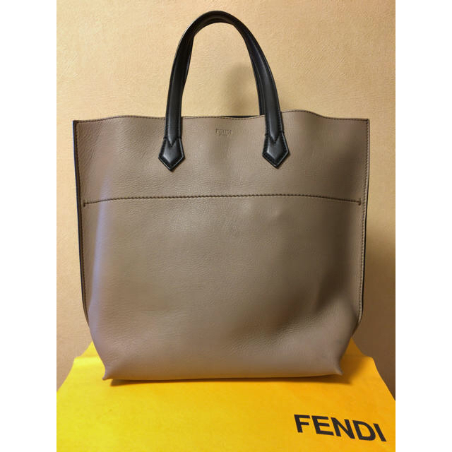 ショルダーバッグフェンディ トートバック FENDI 革 オールイン【値下げ‼️】