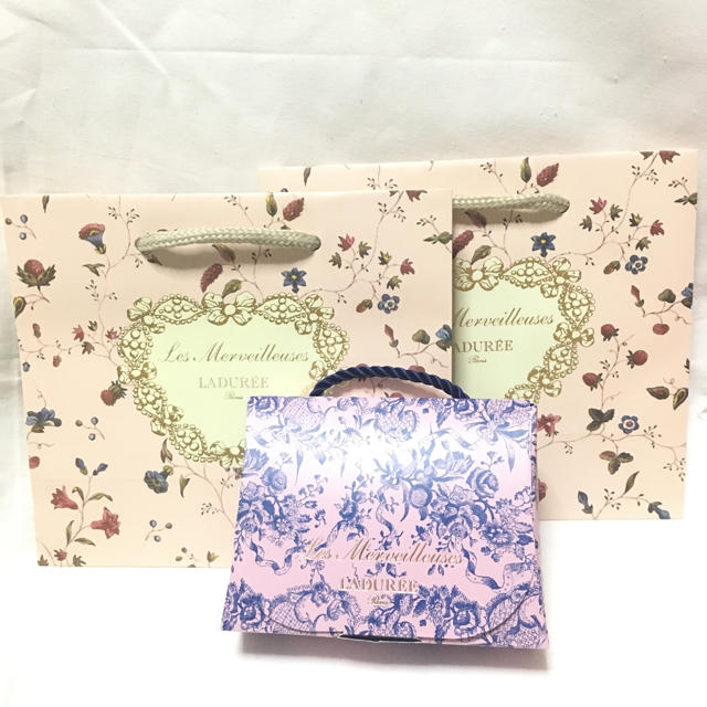 LADUREE(ラデュレ)のラデュレ ショッパー プレゼントボックス レディースのバッグ(ショップ袋)の商品写真