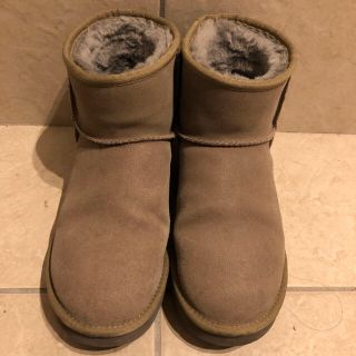 アグ(UGG)のuggムートンブーツ(ブーツ)