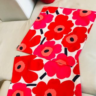 マリメッコ(marimekko)の🌼2枚セットの価格です🌼 マリメッコ ウニッコクッションカバー(その他)