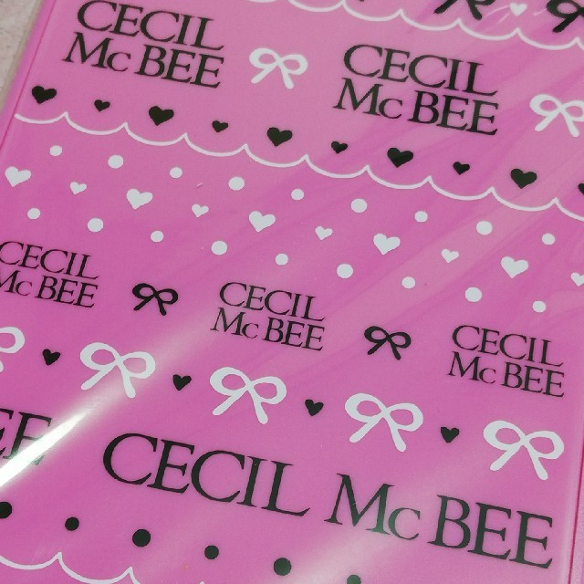 CECIL McBEE(セシルマクビー)の新品未開封★セシルマクビーピンクロゴ入りミラー★希少 レディースのファッション小物(ミラー)の商品写真