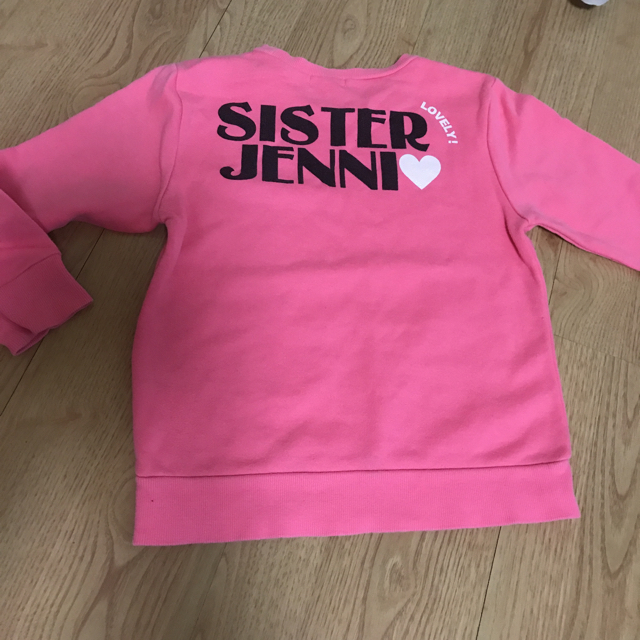 JENNI(ジェニィ)のJENNI 130㎝ トレーナー キッズ/ベビー/マタニティのキッズ服女の子用(90cm~)(Tシャツ/カットソー)の商品写真