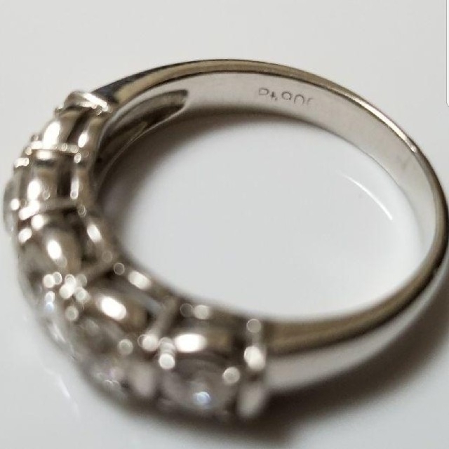 shiawasekoikoi様 130万円のお品 Pt900 ダイヤ　リング レディースのアクセサリー(リング(指輪))の商品写真