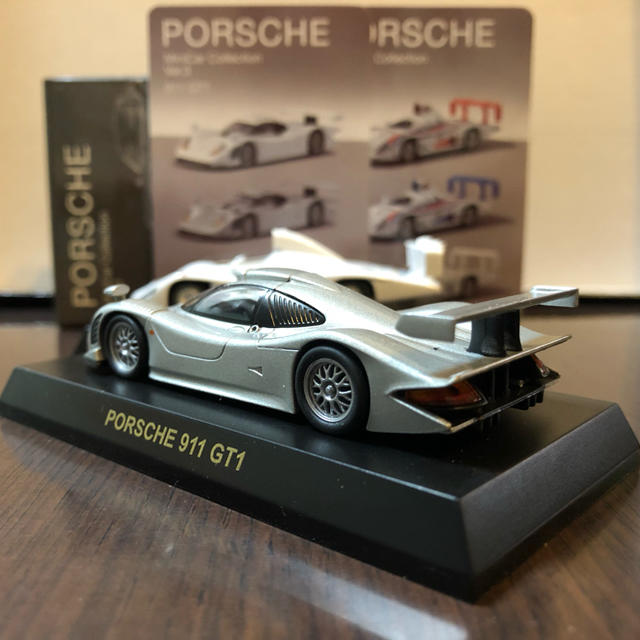 Porsche(ポルシェ)の1/64 京商 ポルシェ 911GT1 & おまけ エンタメ/ホビーのおもちゃ/ぬいぐるみ(ミニカー)の商品写真