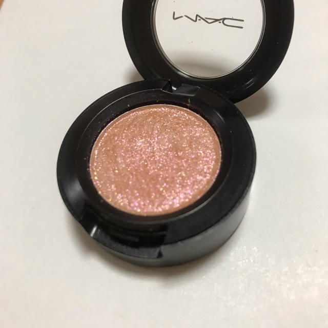 MAC(マック)のMAC ダズルシャドウ ラストダンス コスメ/美容のベースメイク/化粧品(アイシャドウ)の商品写真