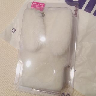 クレアーズ(claire's)のクレアーズ iPhone ケース ふわふわ うさぎ ホワイト iPhoneSE(iPhoneケース)