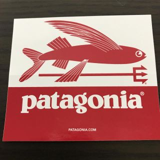 パタゴニア(patagonia)の【縦7.6cm横8.9cm】patagonia パタゴニア 公式ステッカー(ステッカー)