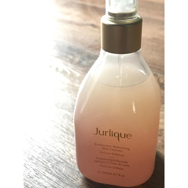 Jurlique(ジュリーク)のジュリーク Spécial Édition ローズミストバランシング 200ml コスメ/美容のスキンケア/基礎化粧品(美容液)の商品写真