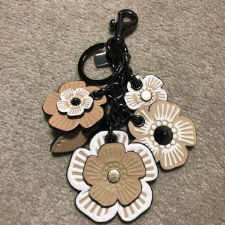 最終価格】コーチ COACH ウィロー フローラル ミックスバッグチャーム