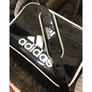 アディダス(adidas)のadidas エナメルバック(ショルダーバッグ)