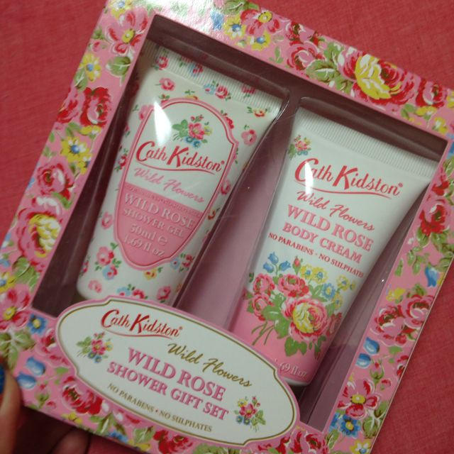 Cath Kidston(キャスキッドソン)のキャスキッドソン シャワーギフトセット コスメ/美容のボディケア(その他)の商品写真