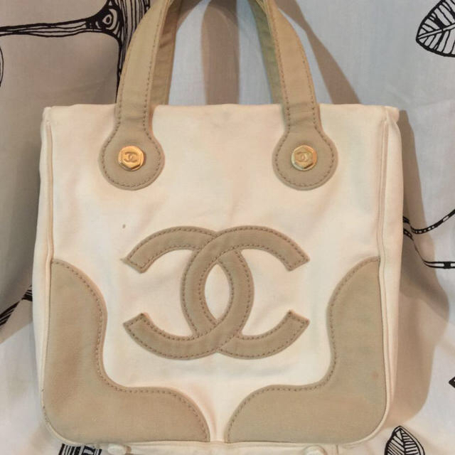 CHANEL(シャネル)のシャネル マシュマロトートバッグ レディースのバッグ(トートバッグ)の商品写真