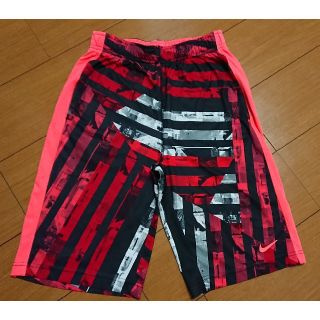 ナイキ(NIKE)の(NIKE)DRI-FITハーフパンツ★Lサイズ155cm(パンツ/スパッツ)