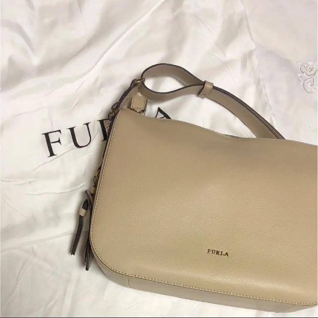 FURLA バッグ