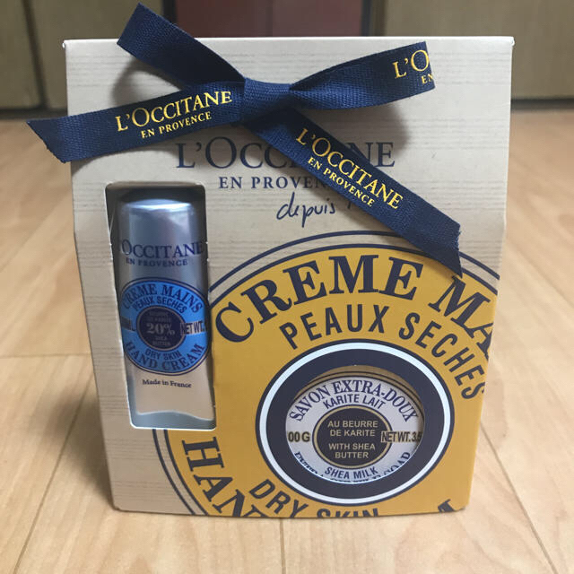 L'OCCITANE(ロクシタン)のLOCCITANE ギフト コスメ/美容のボディケア(ハンドクリーム)の商品写真