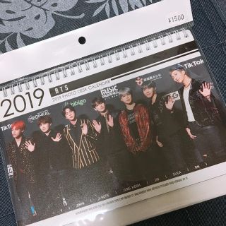 ボウダンショウネンダン(防弾少年団(BTS))の♡専用♡最終値下げ☆BTS 2019卓上カレンダー☆(カレンダー/スケジュール)