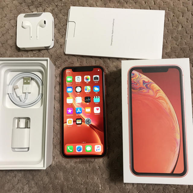 SIMフリー iPhone XR 64GB Coral 一括購入 未使用 au