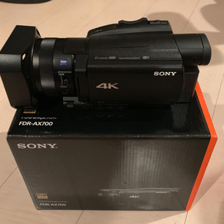 ソニー(SONY)のFDR-AX700(ビデオカメラ)