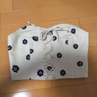 リリーブラウン(Lily Brown)のリリーブラウン 花柄刺繍ビスチェ(ベスト/ジレ)