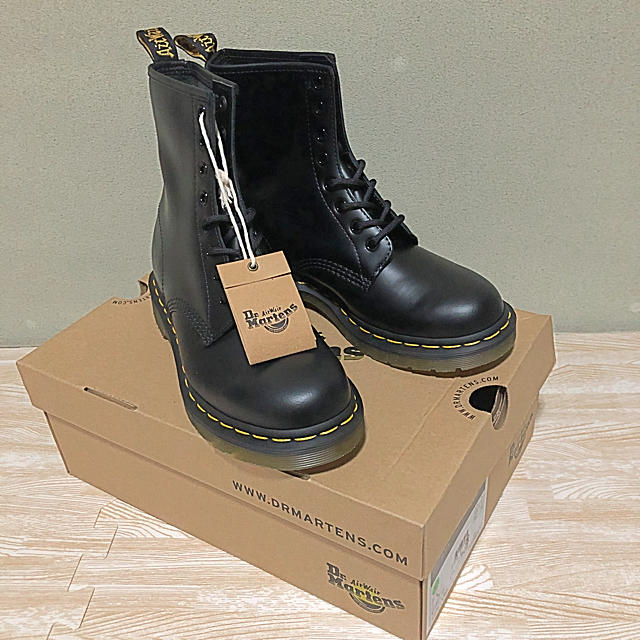 Dr.Martens(ドクターマーチン)のDr.Martens (ドクターマーチン) 8ホール ブーツ レディースの靴/シューズ(ブーツ)の商品写真