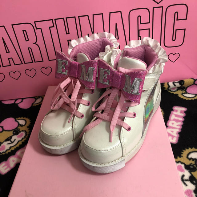 EARTHMAGIC(アースマジック)のいぷー様専用💗 キッズ/ベビー/マタニティのキッズ靴/シューズ(15cm~)(スニーカー)の商品写真