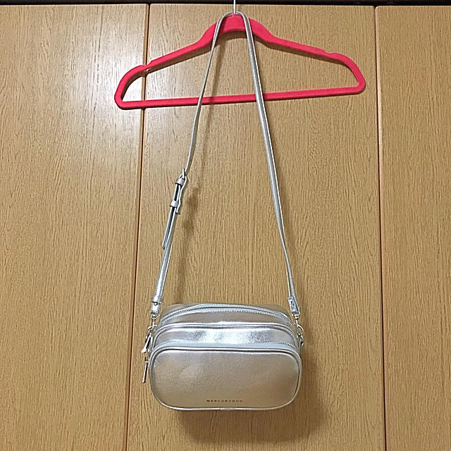 MERCURYDUO(マーキュリーデュオ)のマーキュリーデュオ ダブルポケットショルダーバッグ シルバー レディースのバッグ(ショルダーバッグ)の商品写真