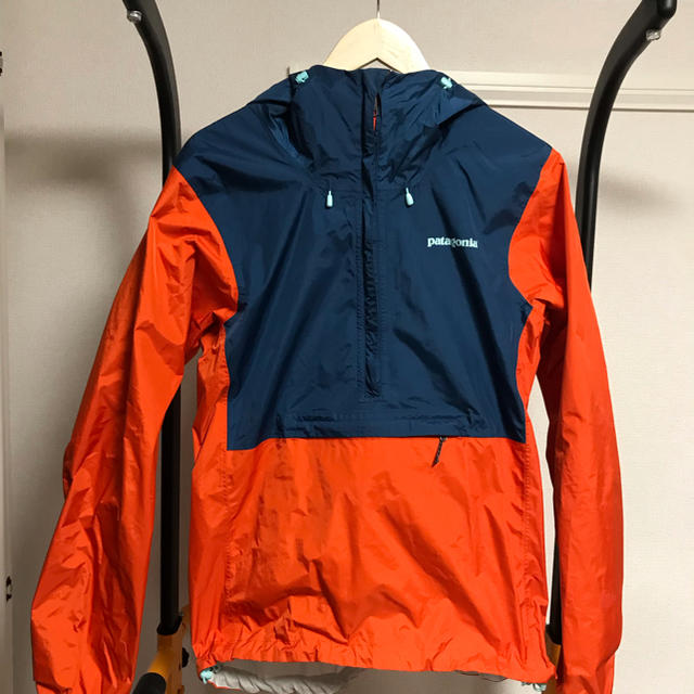 patagonia(パタゴニア)の最終値下げ パタゴニア マウンテンパーカー 3点セット メンズのジャケット/アウター(マウンテンパーカー)の商品写真