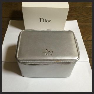 クリスチャンディオール(Christian Dior)の未使用♡ディオールミラー付きポーチ(ポーチ)